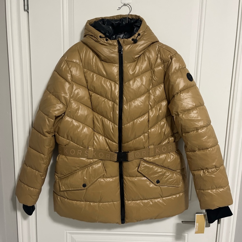 NWT - Michael Kors Women’s Belted Quilted Puffer Jacket - Size XL